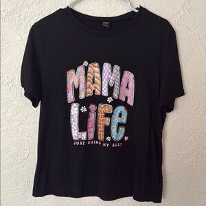 Black Short Sleeve Tee with Decorative Graphic